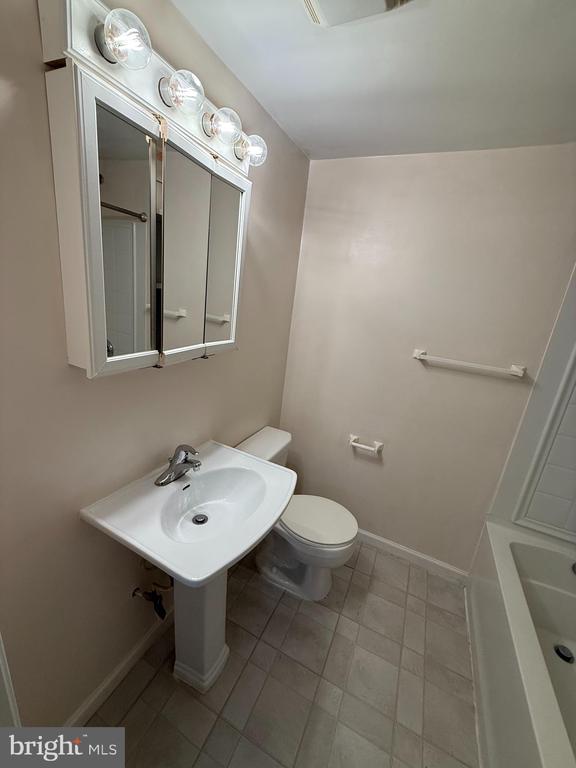 12457 ANDOVER CT