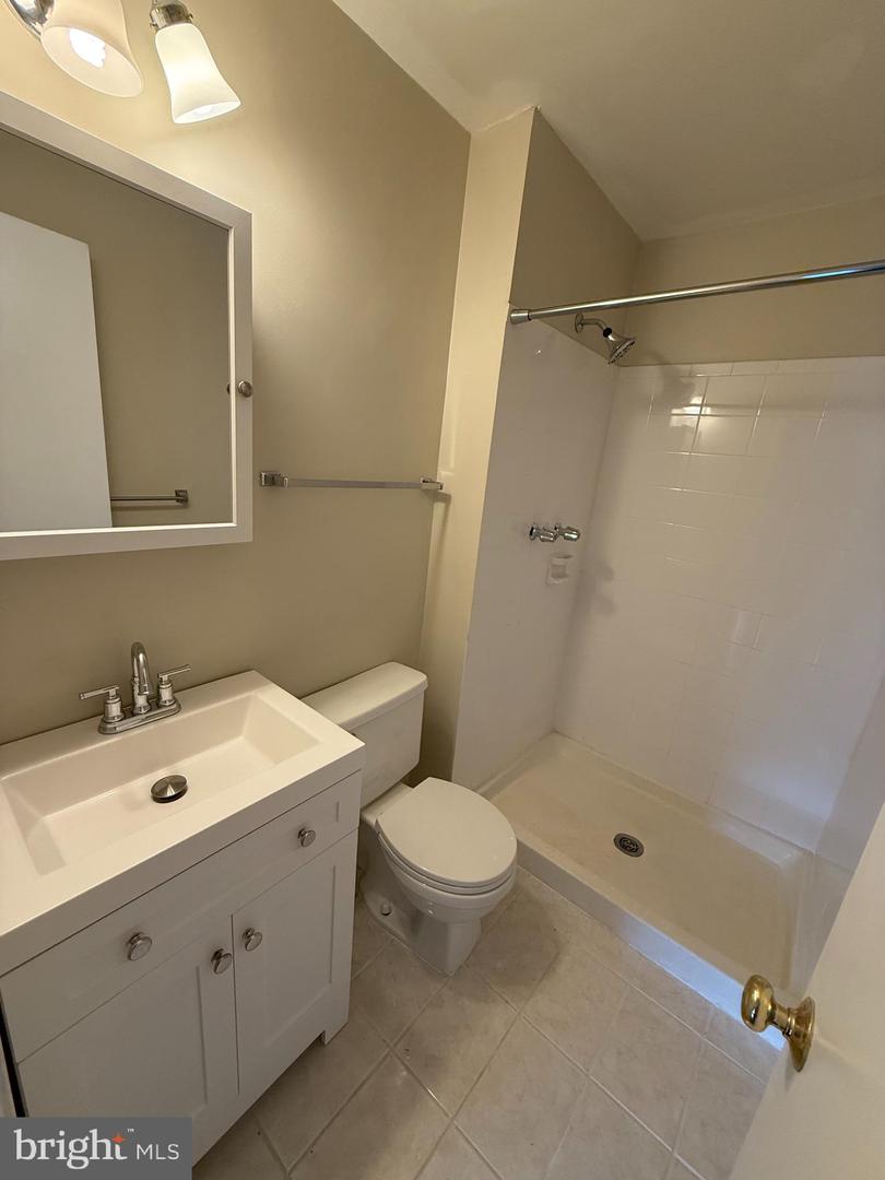 12457 ANDOVER CT