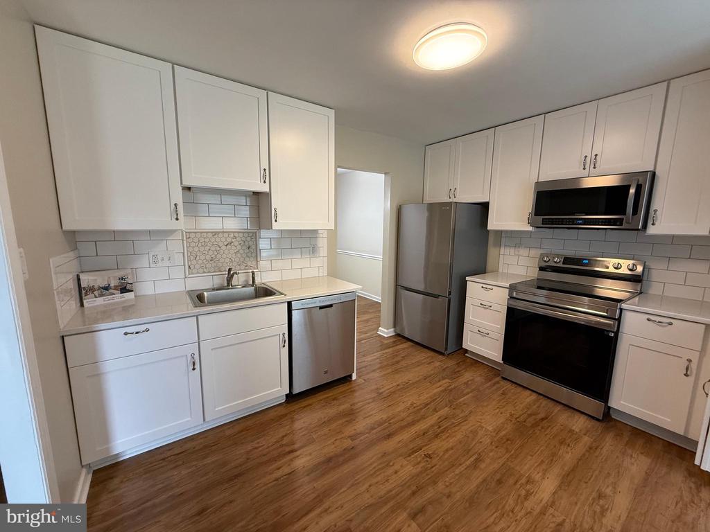 12457 ANDOVER CT