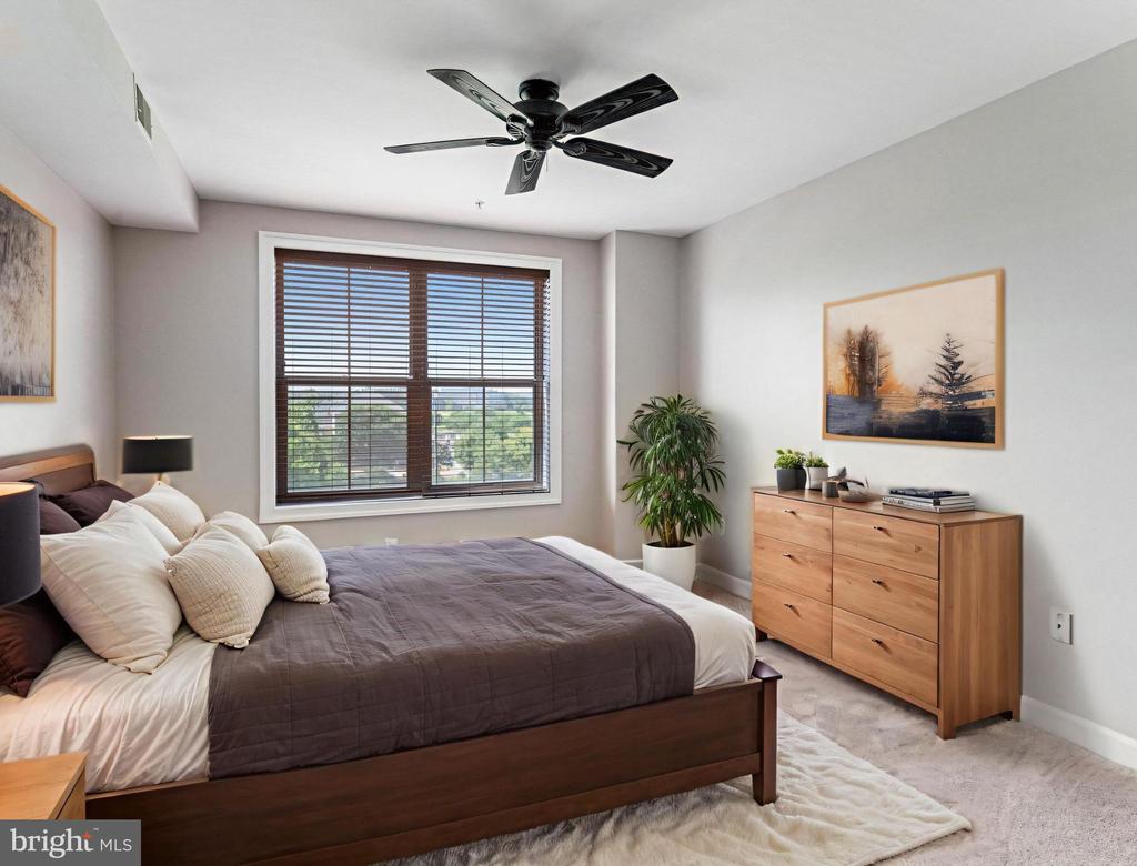 485 HARBOR SIDE STREET 414