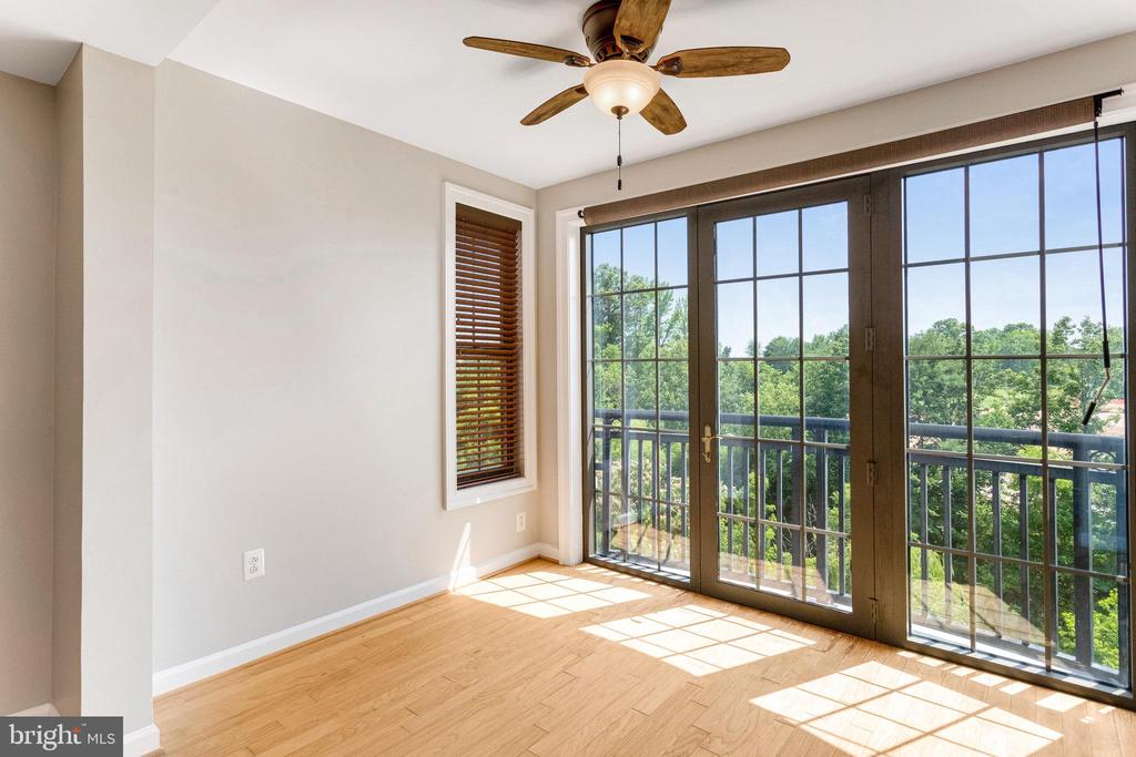 485 HARBOR SIDE STREET 414