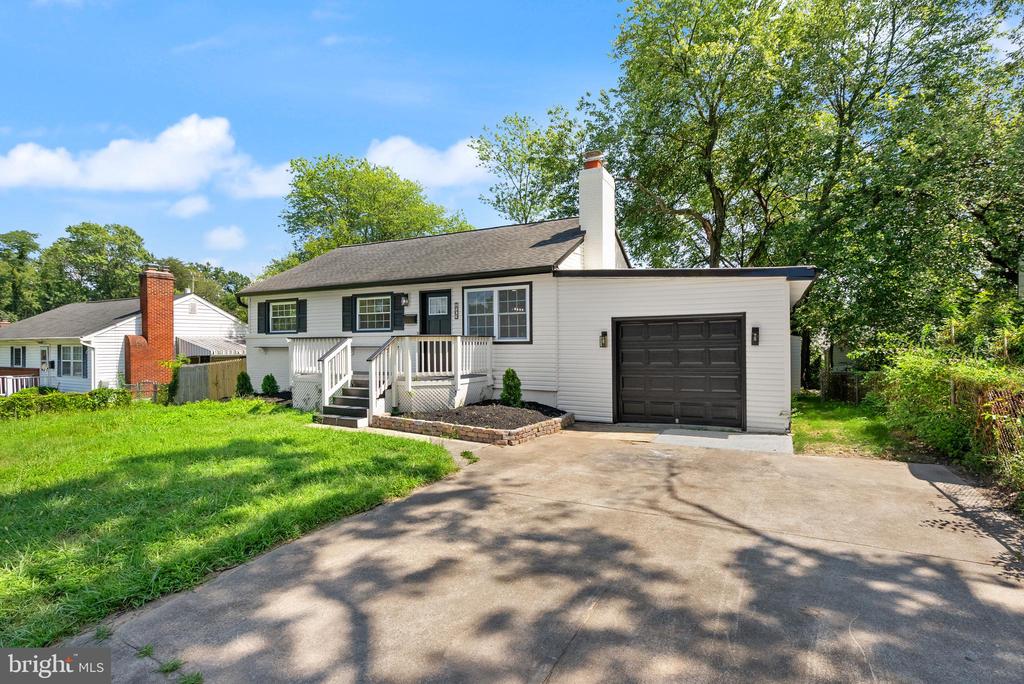 1503 Cecilia Ct