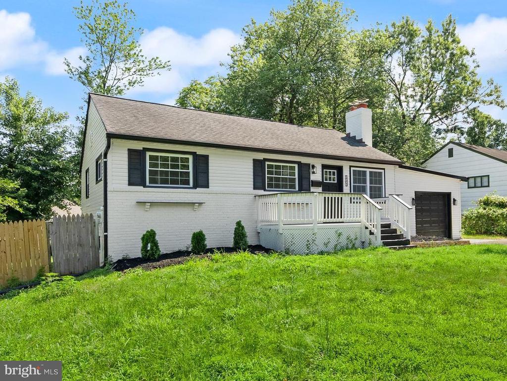 1503 Cecilia Ct