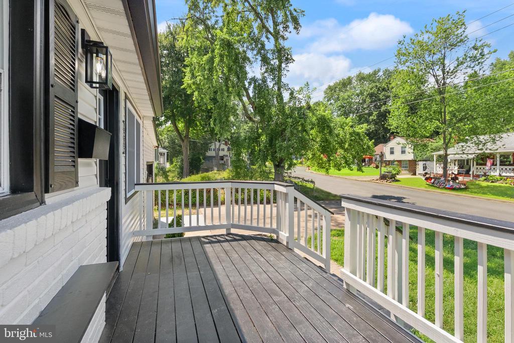 1503 Cecilia Ct