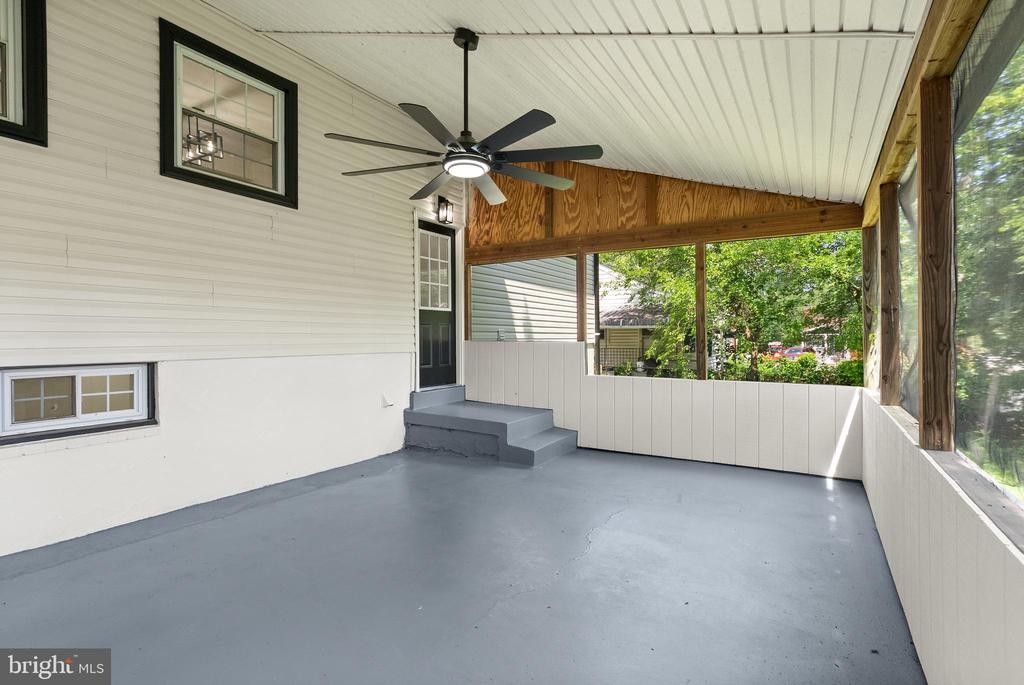 1503 Cecilia Ct