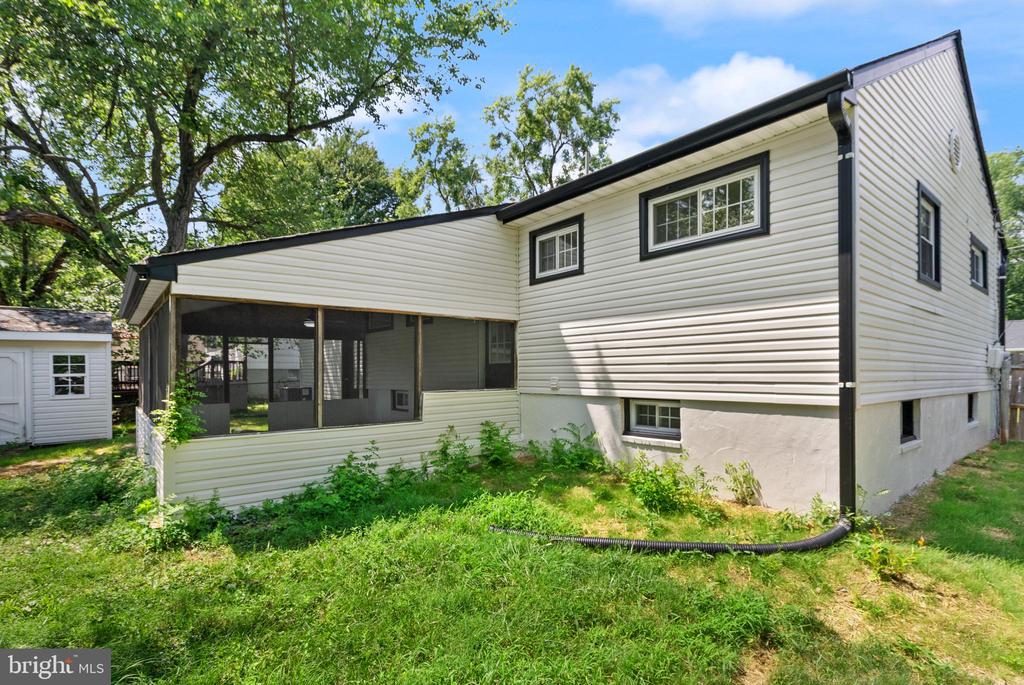 1503 Cecilia Ct