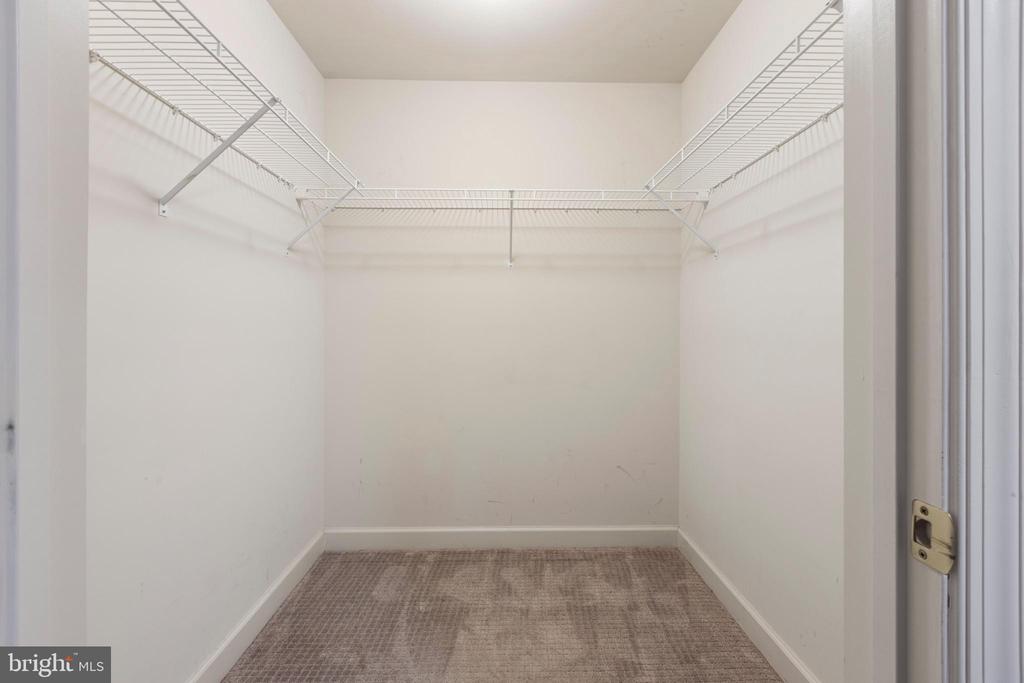 485 HARBOR SIDE STREET 714