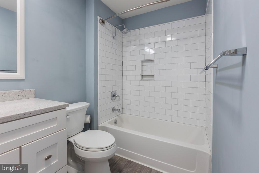485 HARBOR SIDE STREET 714