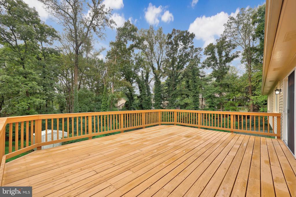 12220 REDWOOD COURT