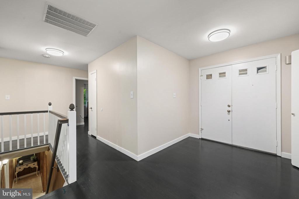 12220 REDWOOD COURT