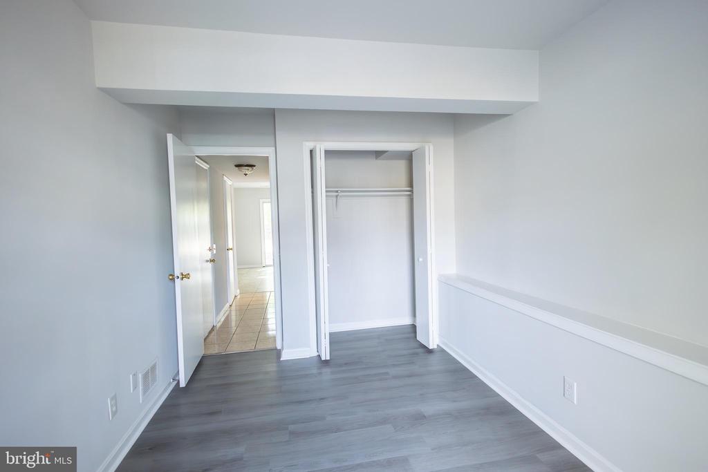 5810 CASCADE DRIVE