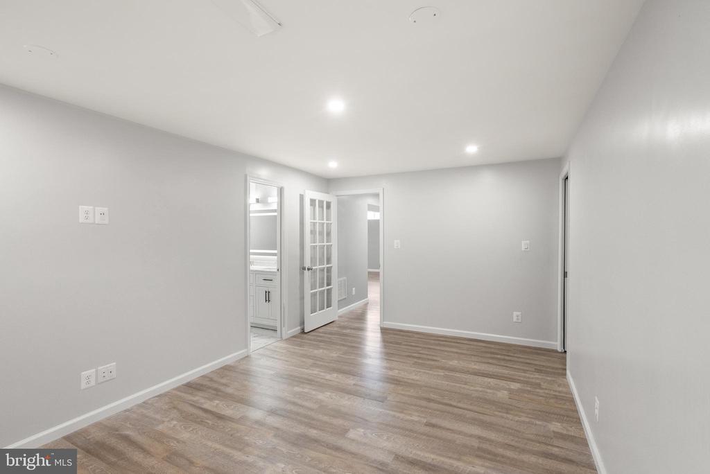 14 Westchester Ct