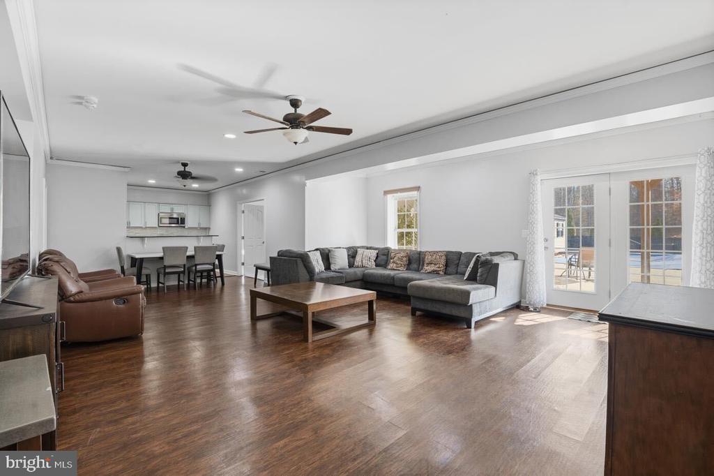 11 SWEET WILLIAM DRIVE