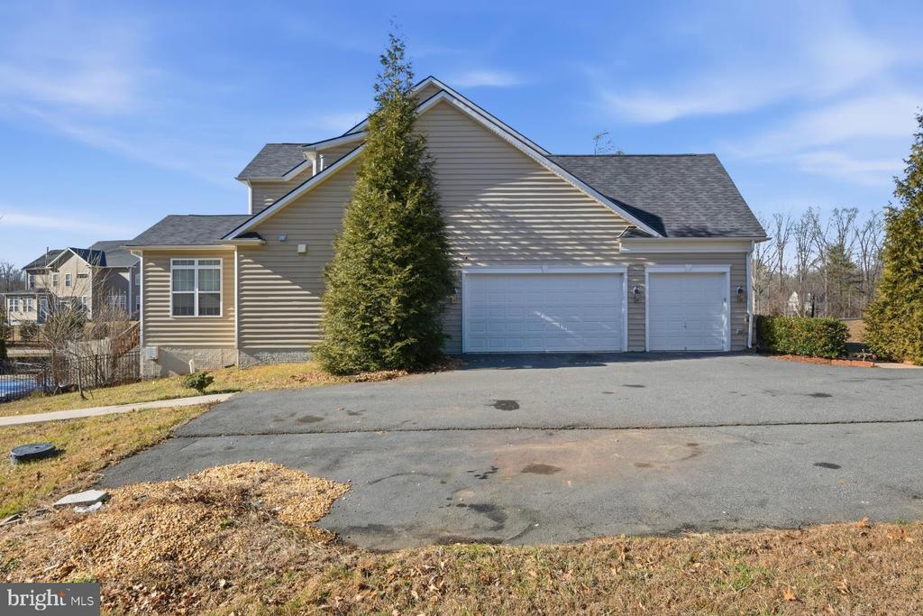 11 SWEET WILLIAM DRIVE
