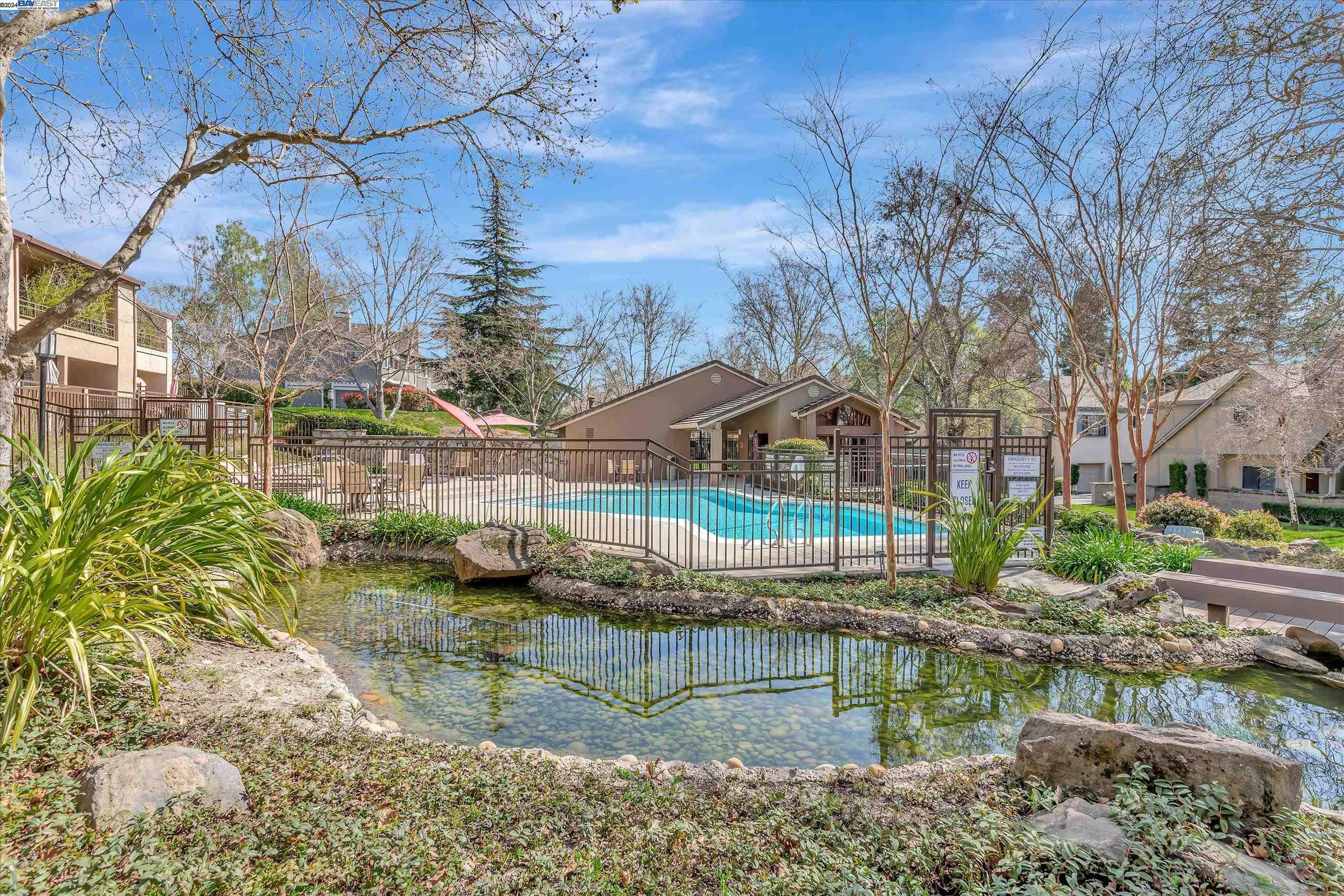 236 Canyon Woods Way # C