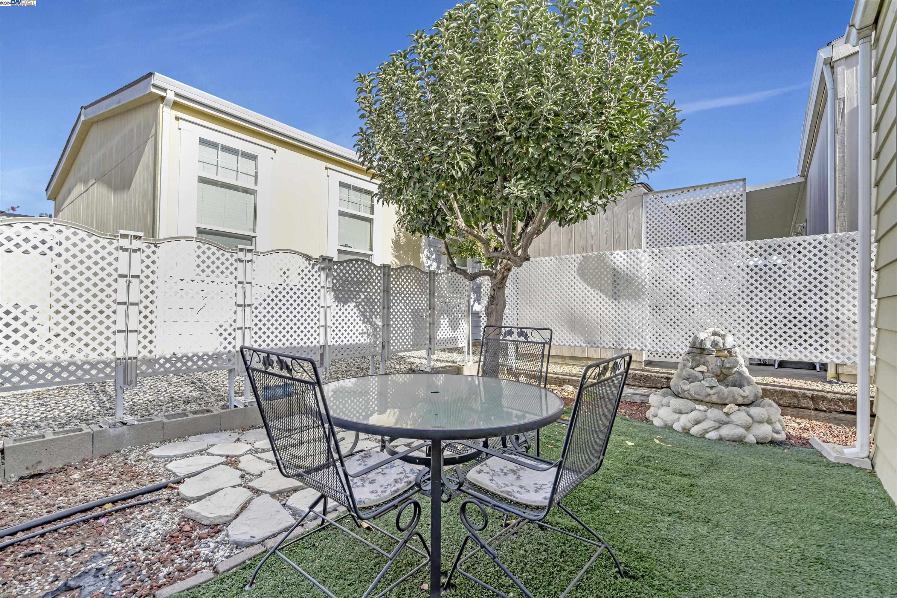 3263 Vineyard Ave # 62