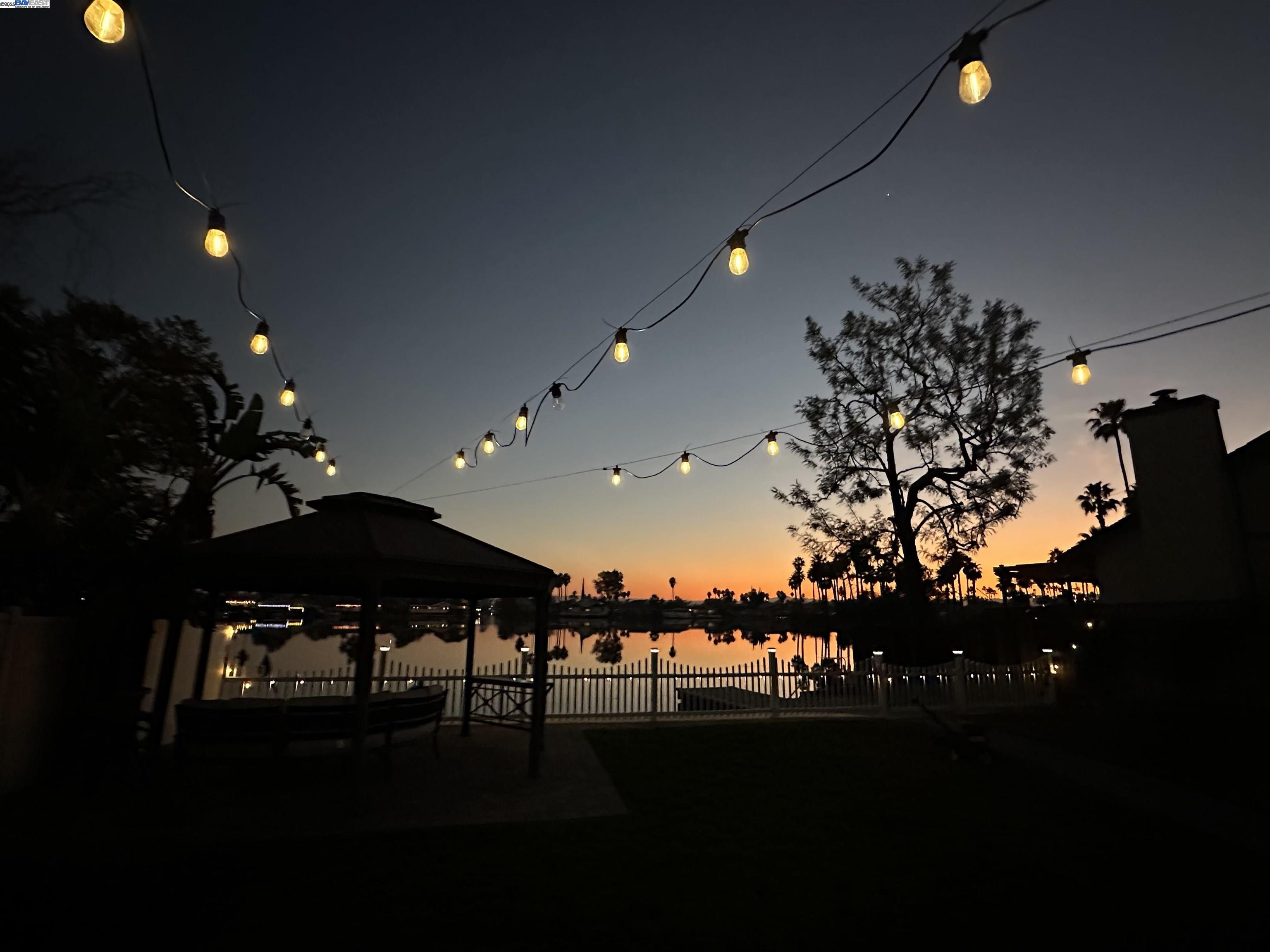 725 Discovery Bay Blvd