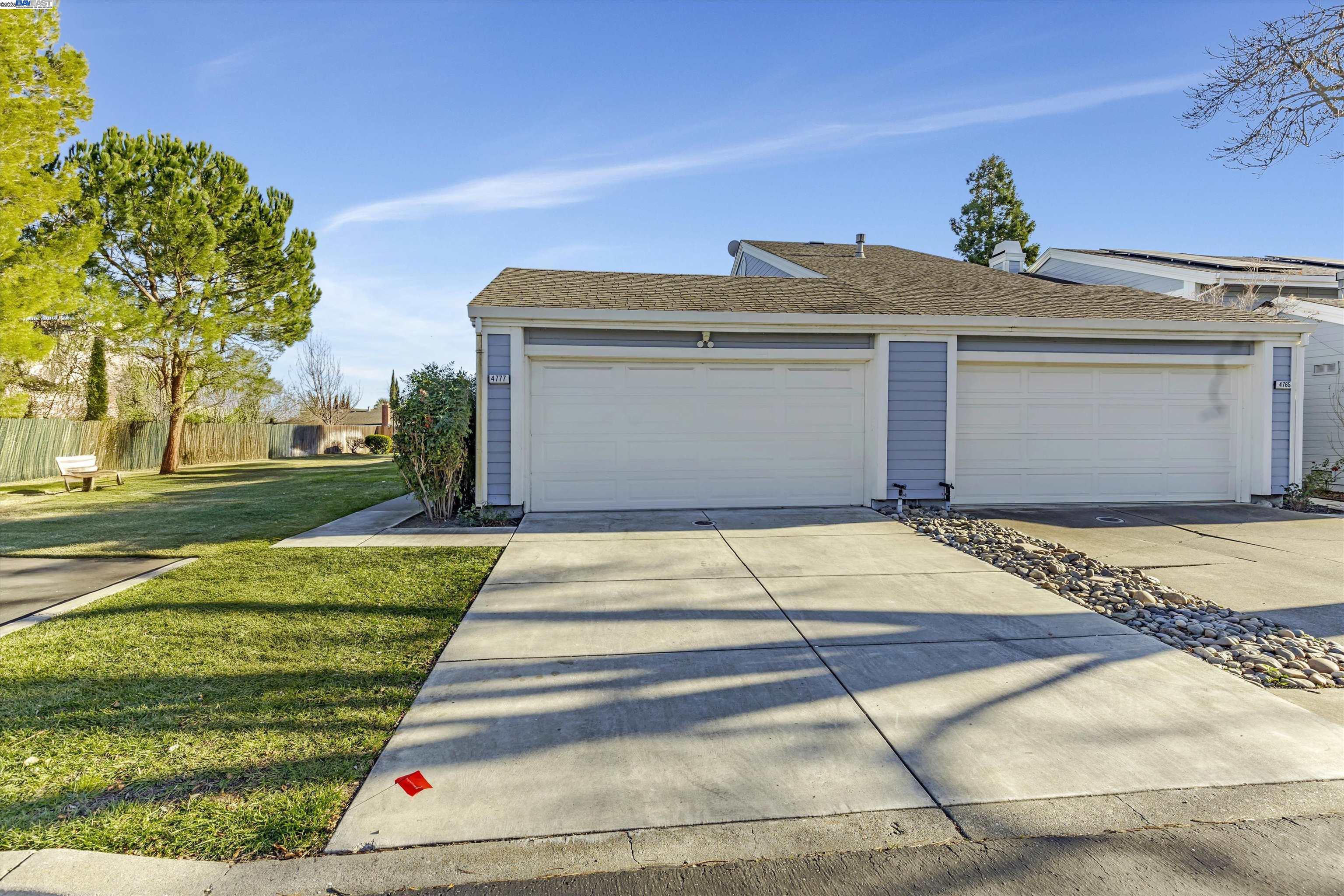 4777 Apple Tree Cmn