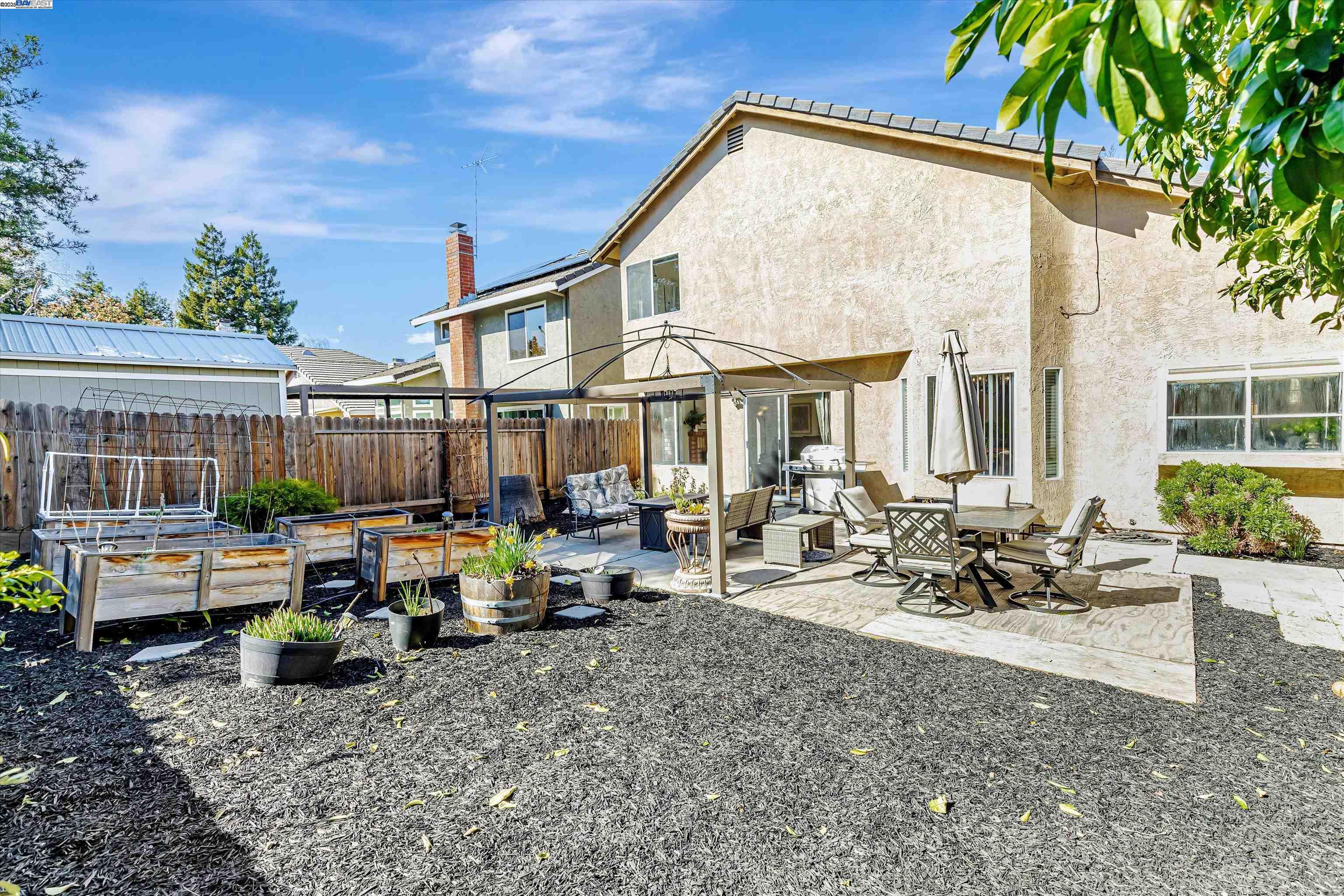 112 Machado Ct