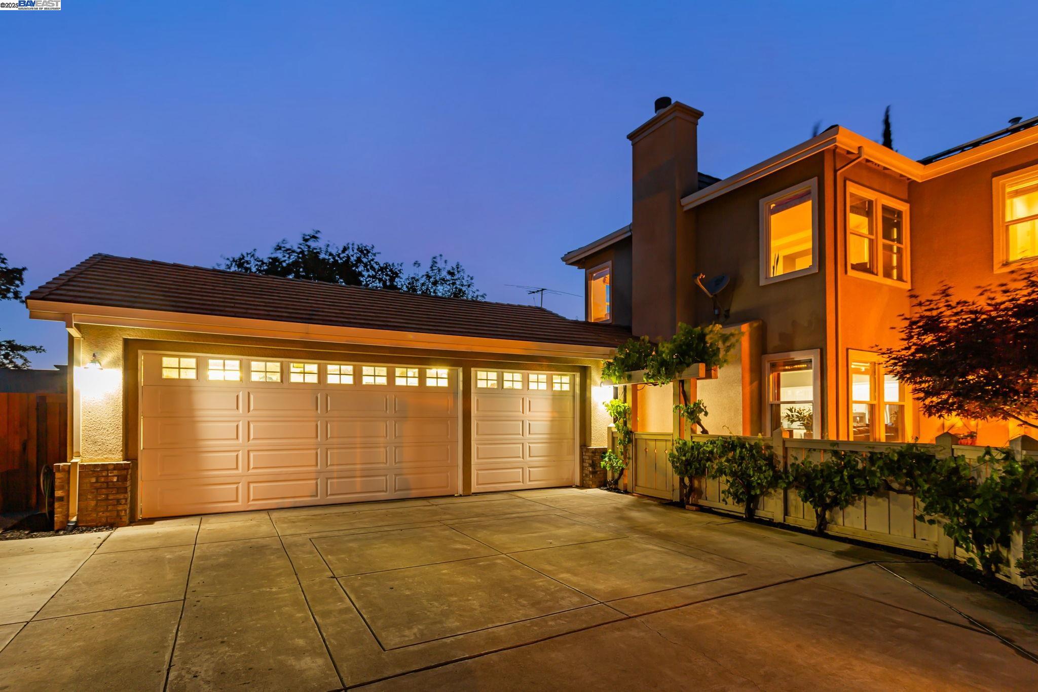 1591 Aria Ct
