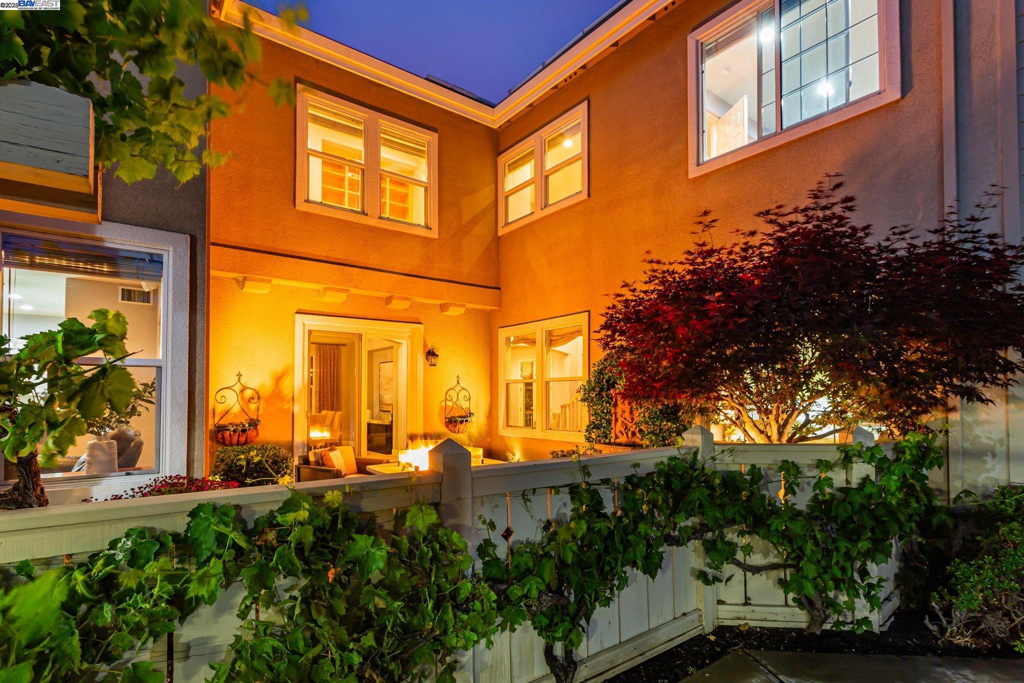1591 Aria Ct
