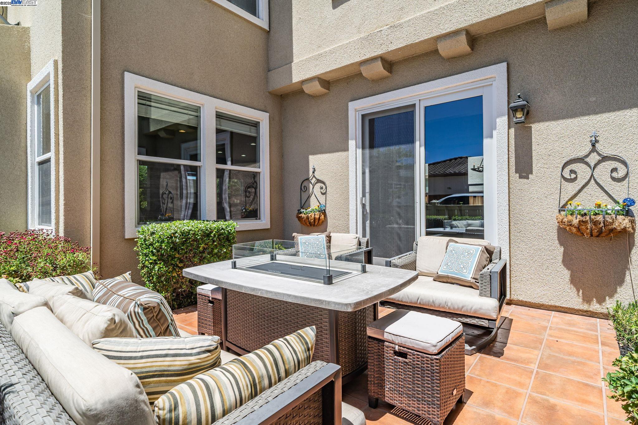 1591 Aria Ct
