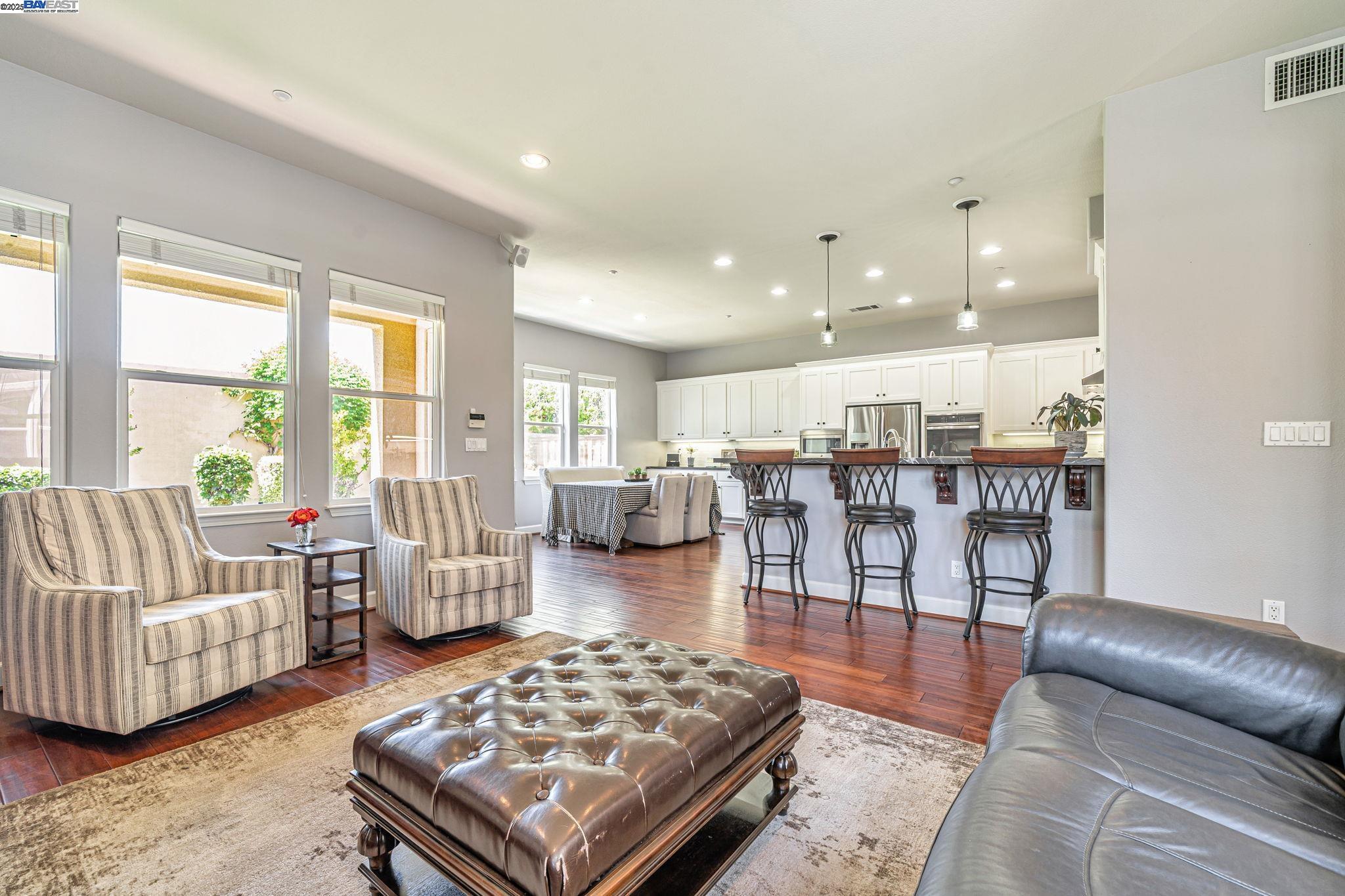 1591 Aria Ct