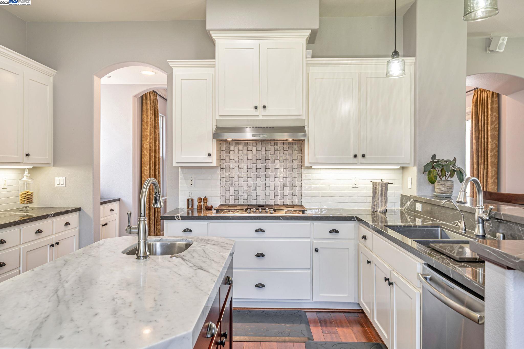 1591 Aria Ct