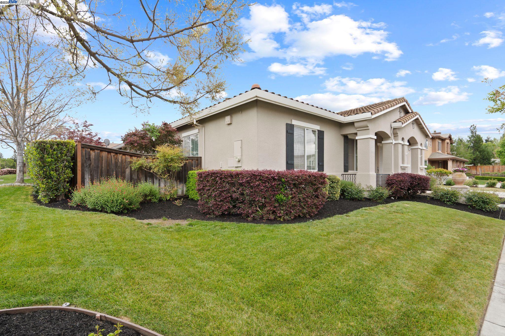 1646 Cascina Ct