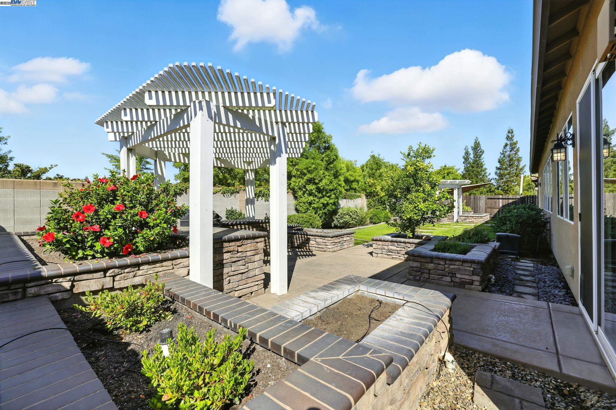 760 Griffey Way