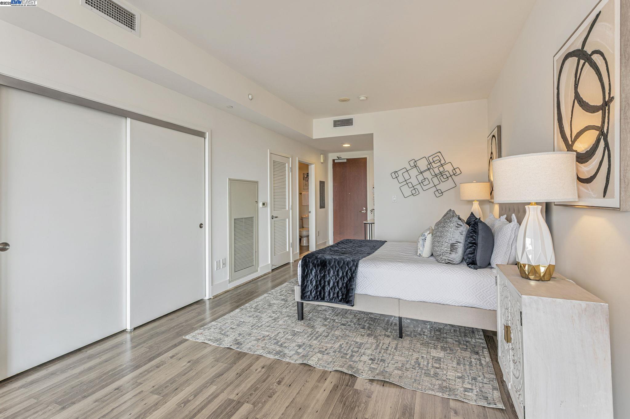 88 E San Fernando St # 804