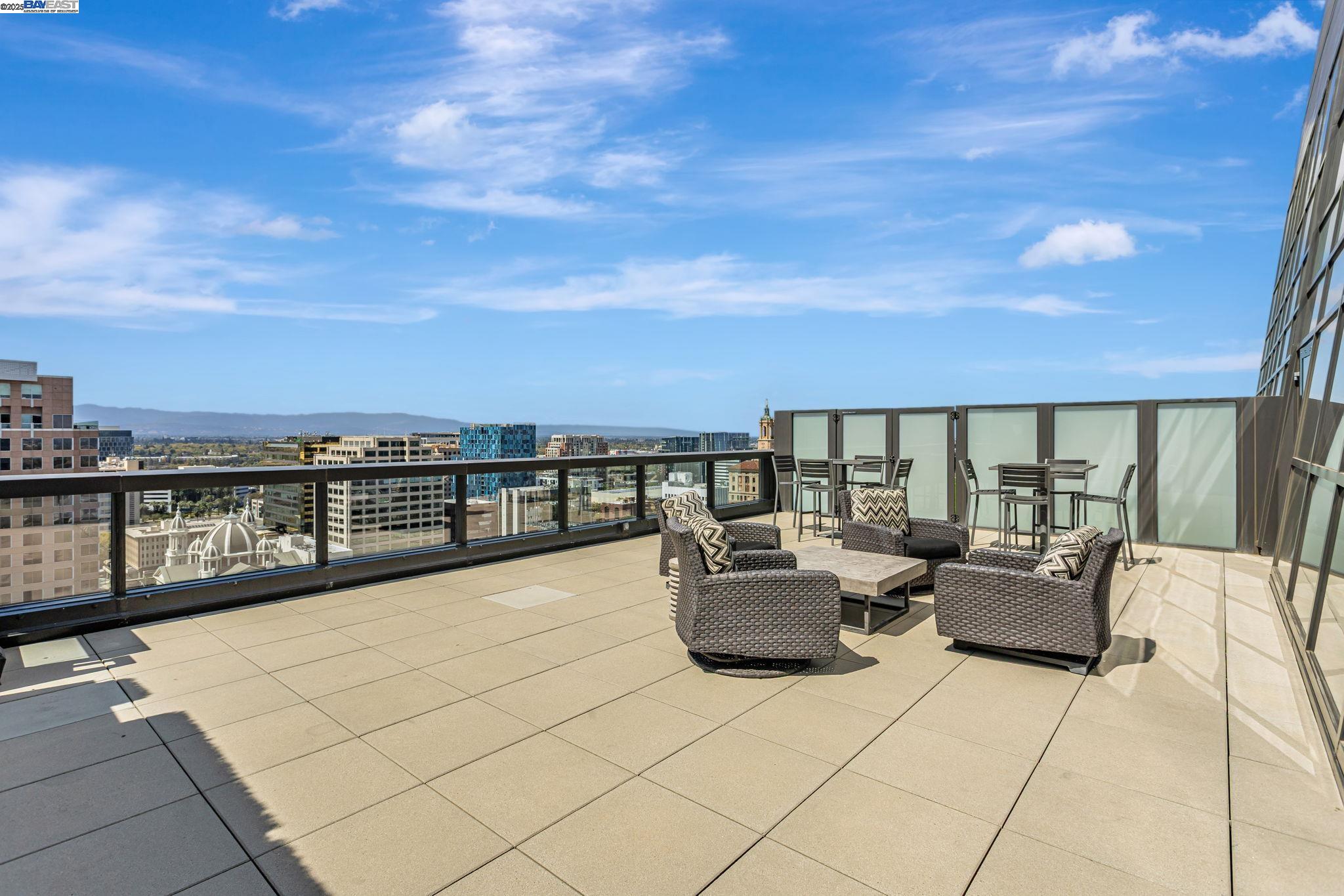 88 E San Fernando St # 804