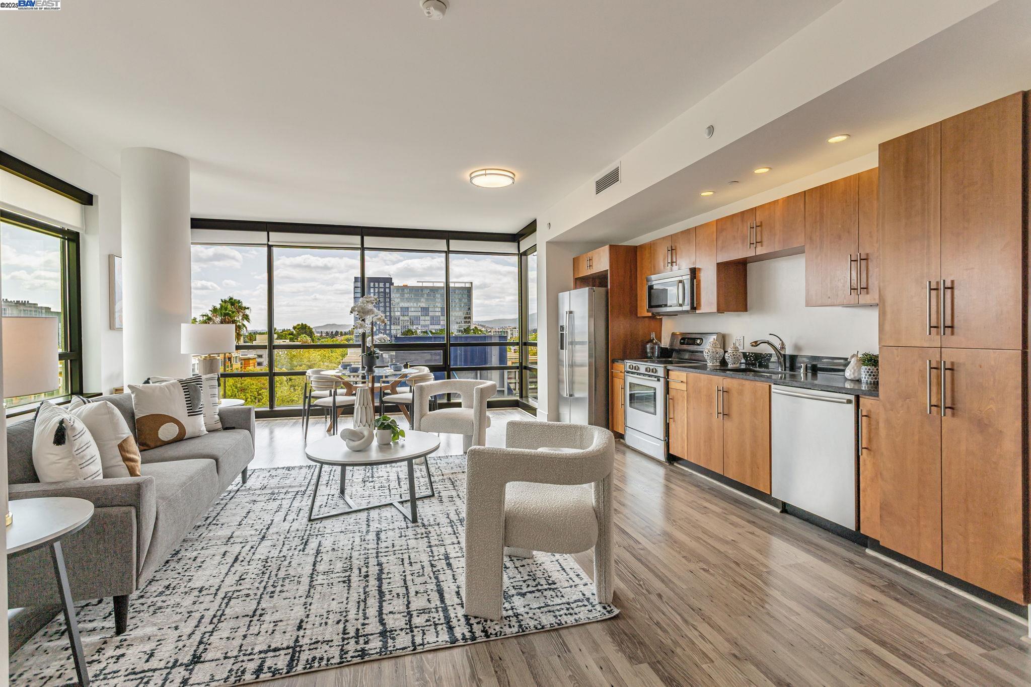 88 E San Fernando St # 804