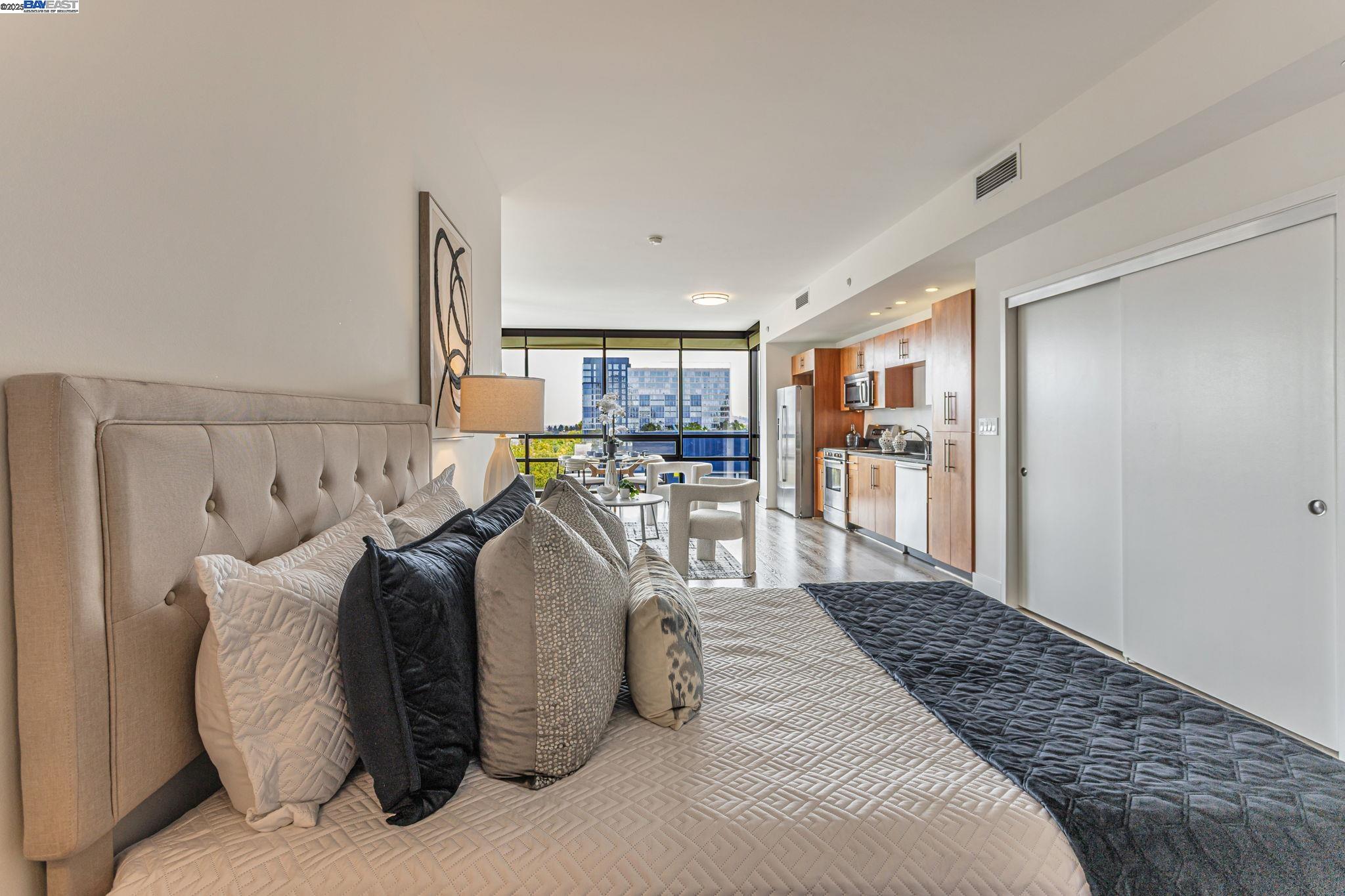 88 E San Fernando St # 804