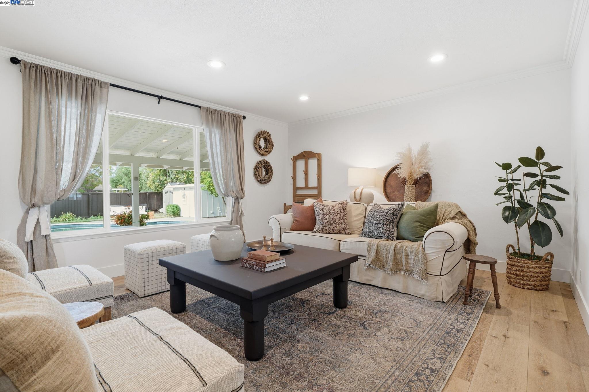 393 Lloyd St, Livermore