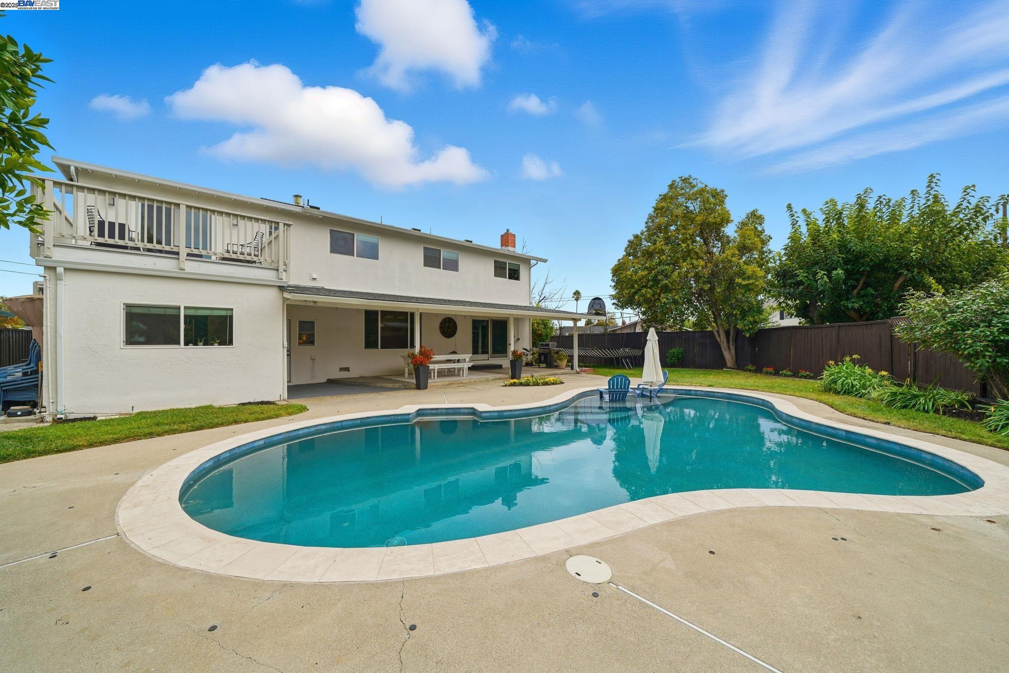 393 Lloyd St, Livermore