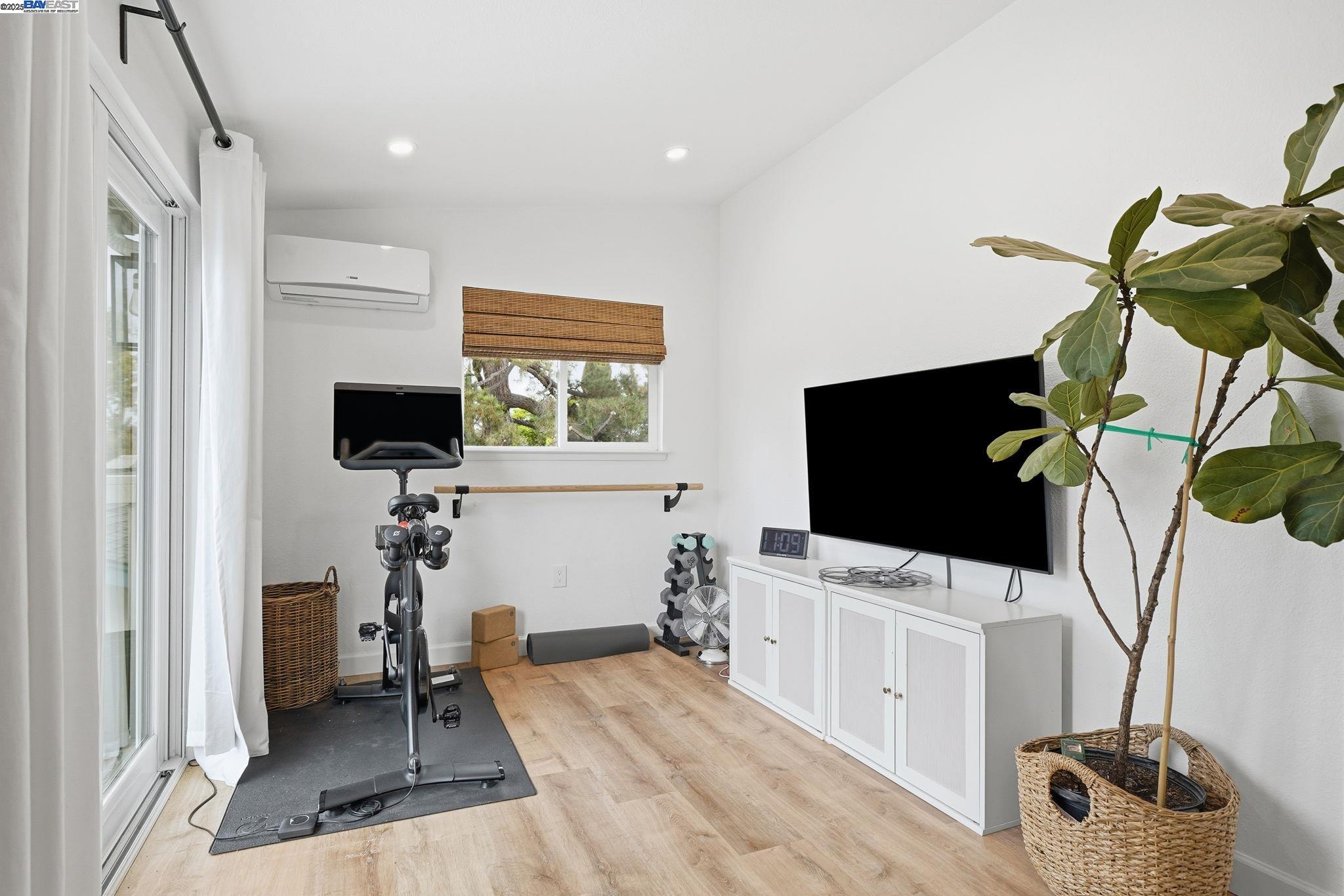 393 Lloyd St, Livermore