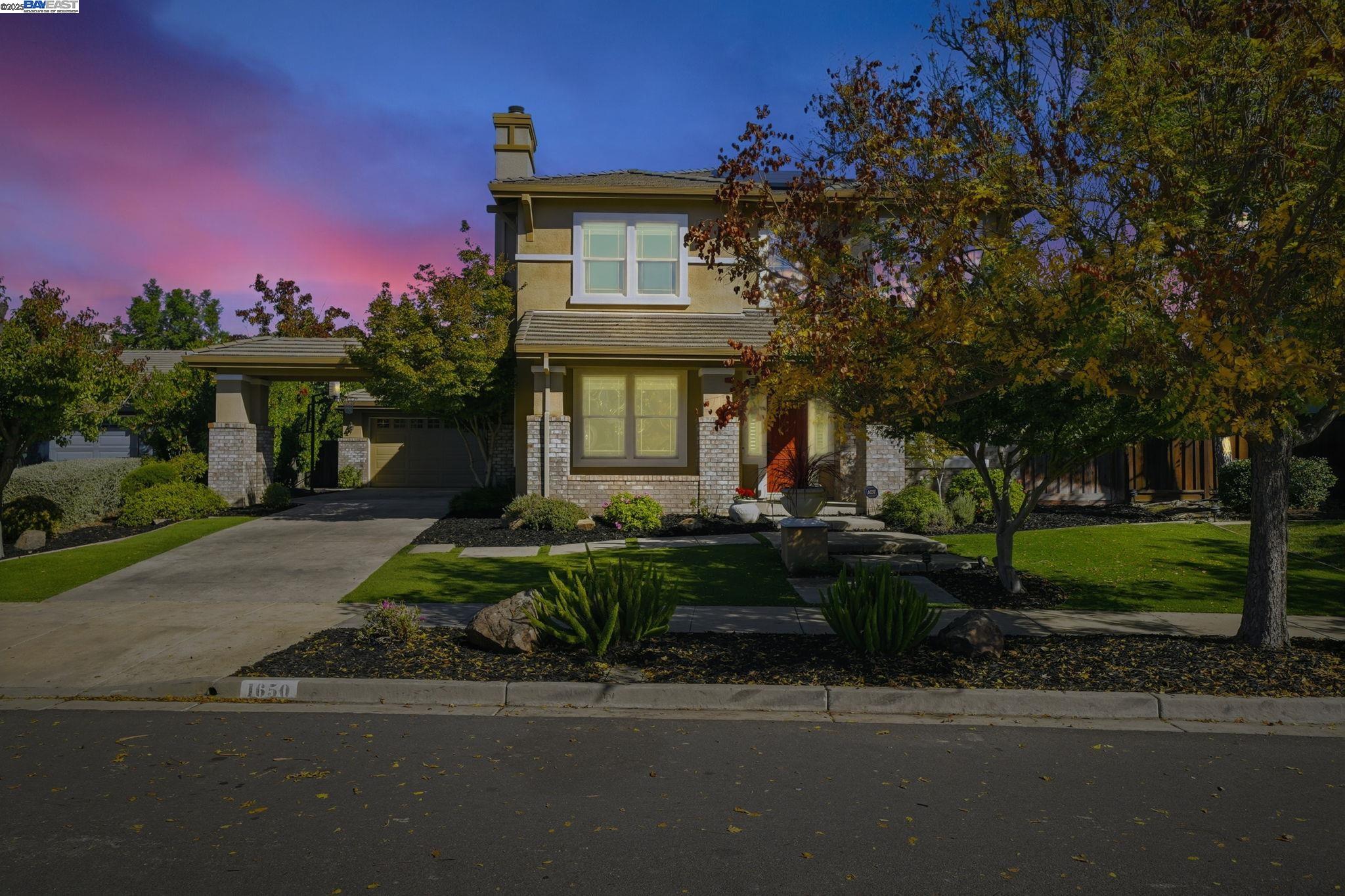 1650 Vetta Dr