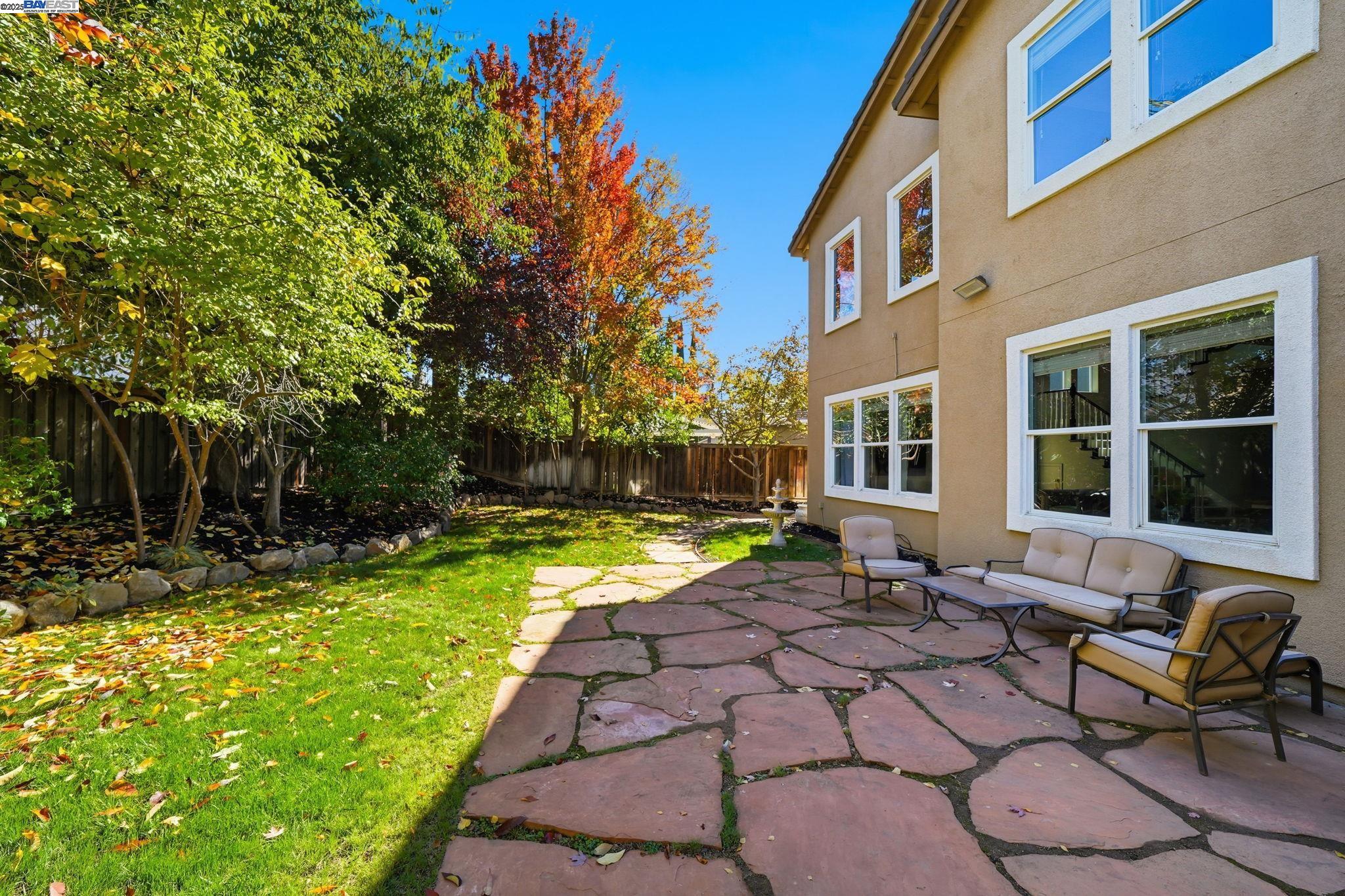 1650 Vetta Dr
