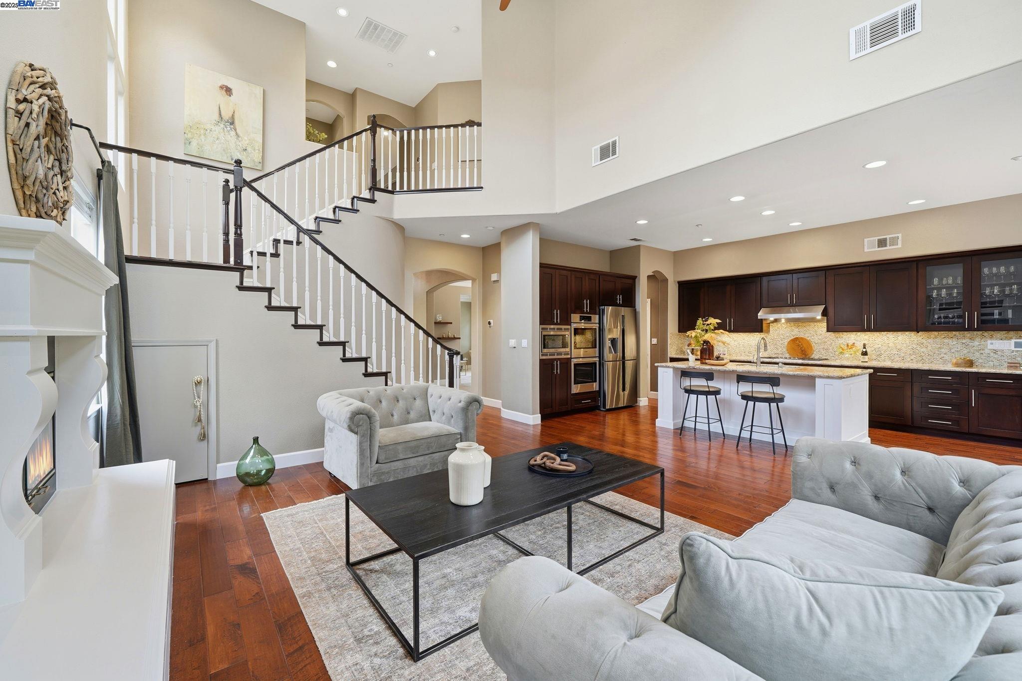 1650 Vetta Dr