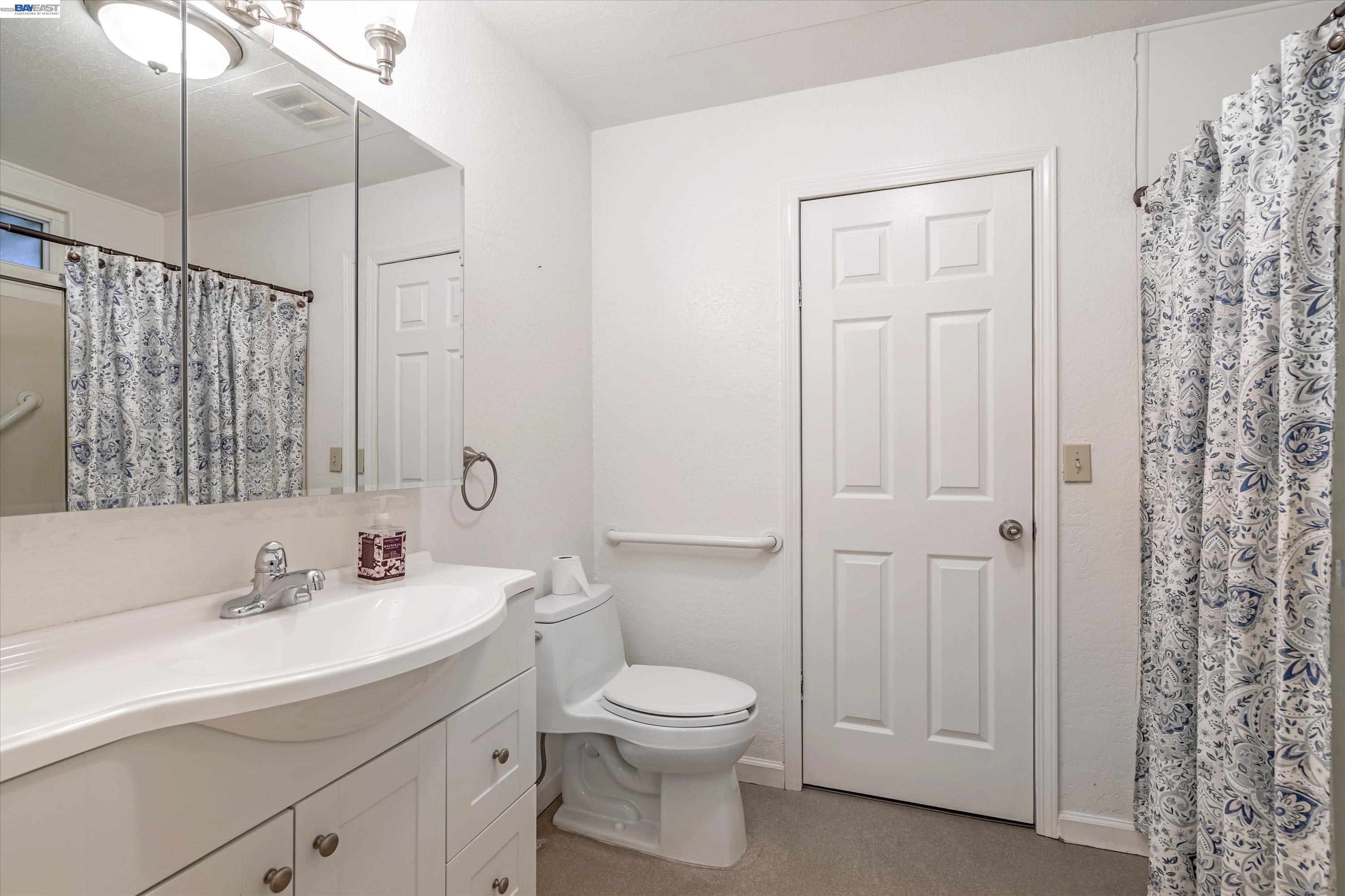 3263 Vineyard Ave # 62