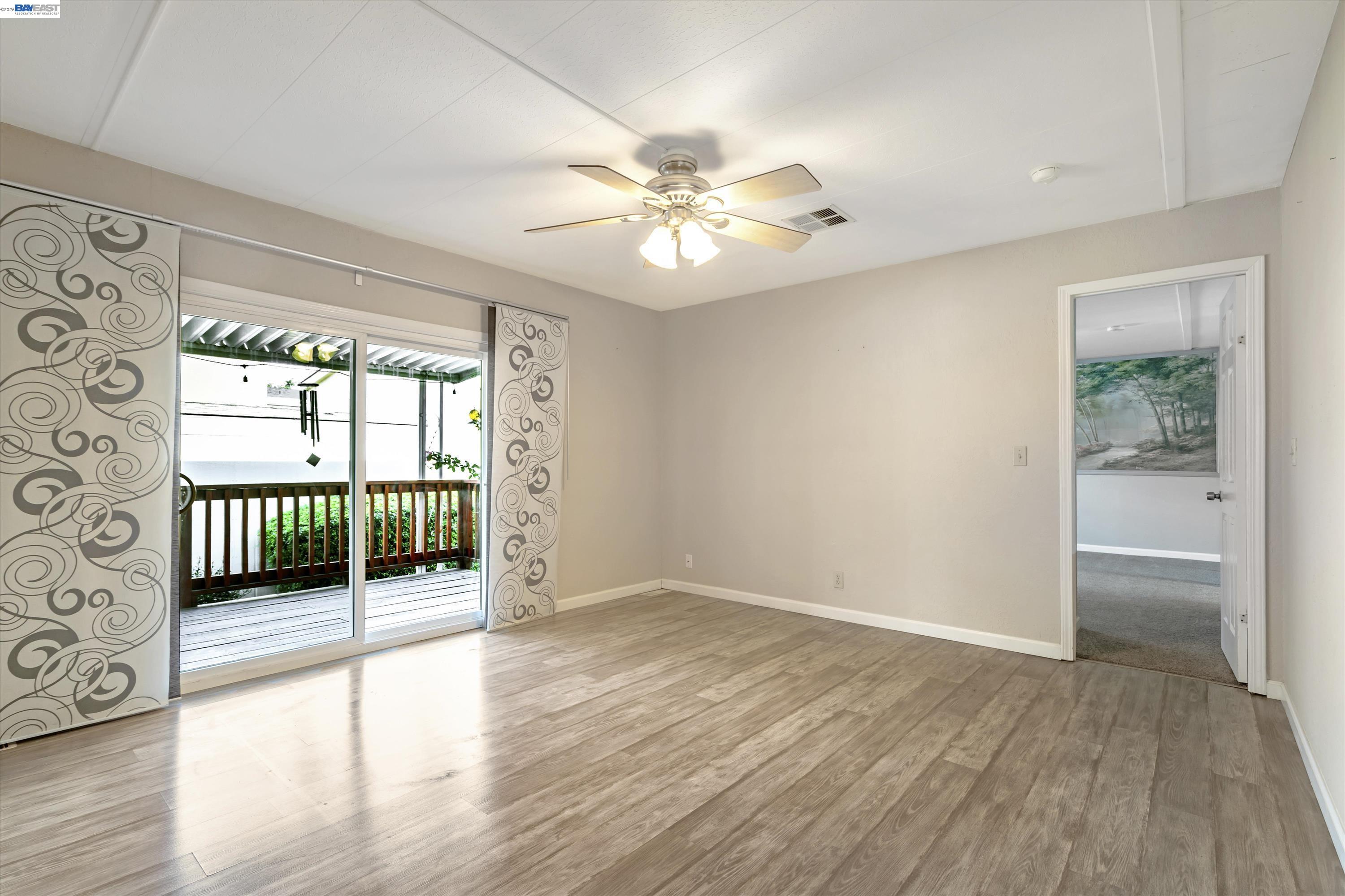 3263 Vineyard Ave # 62