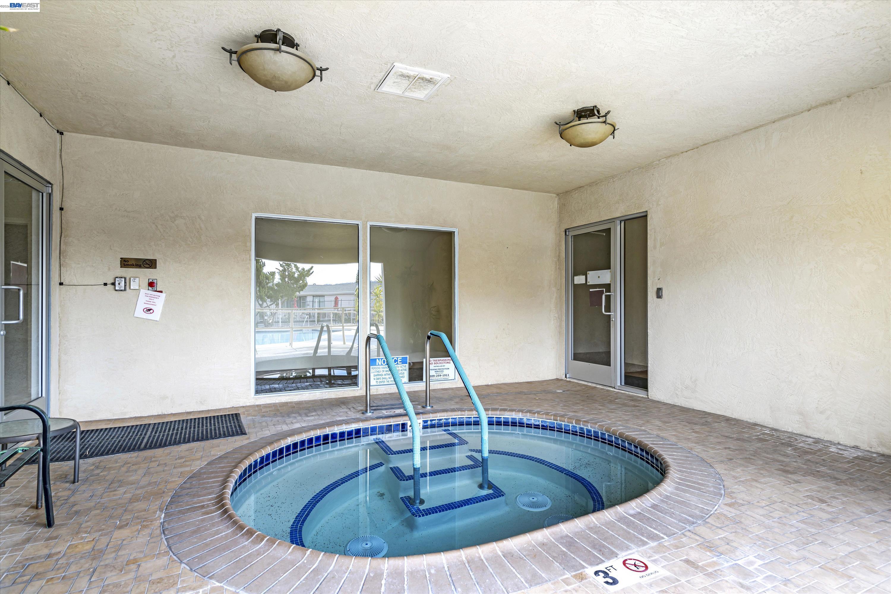 3263 Vineyard Ave # 62