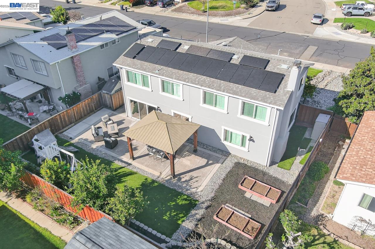 907 Hazel St