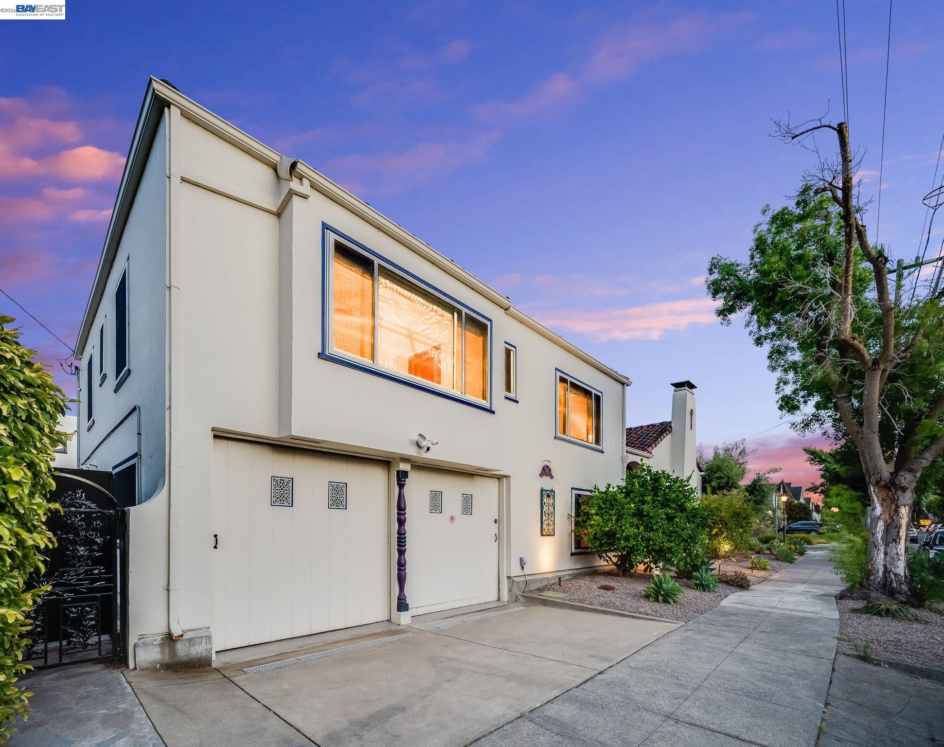1800 Versailles Ave