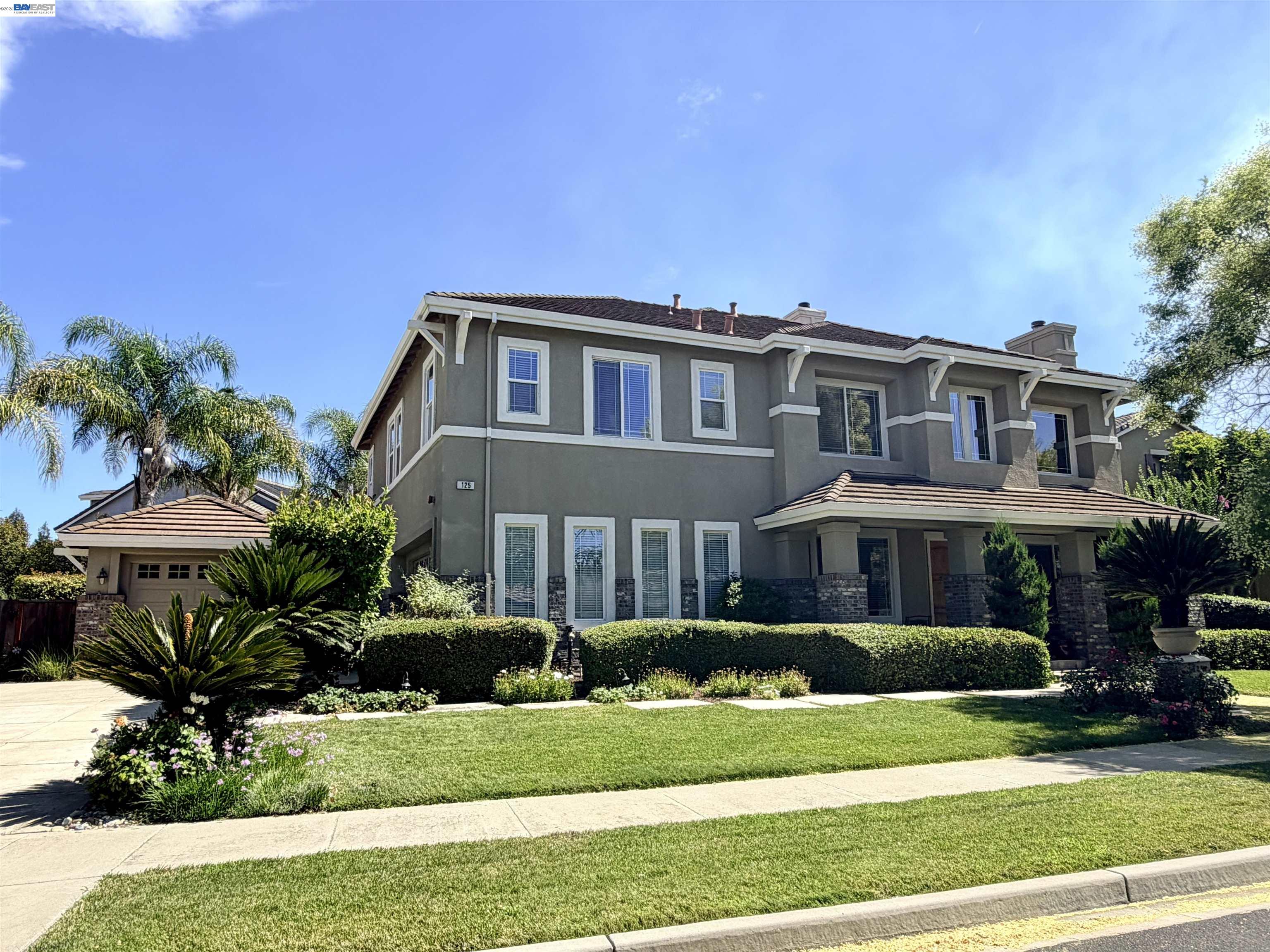125 Acorn Way