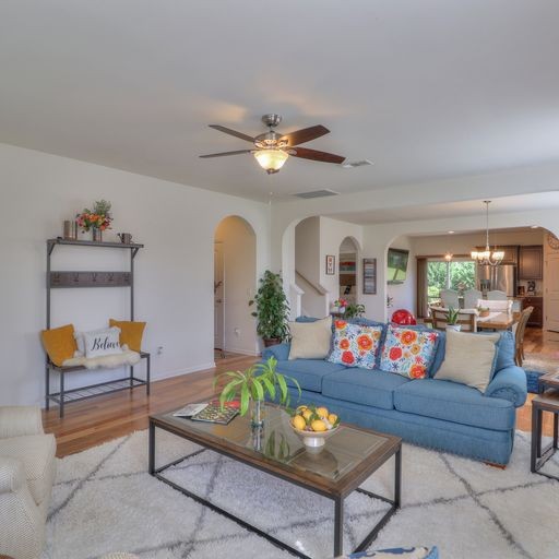 2634 Miranda Dr