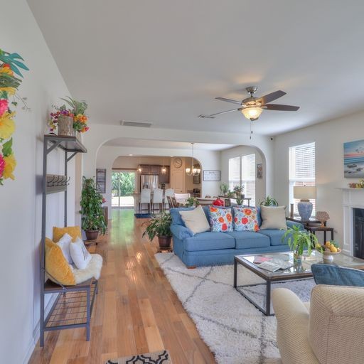 2634 Miranda Dr