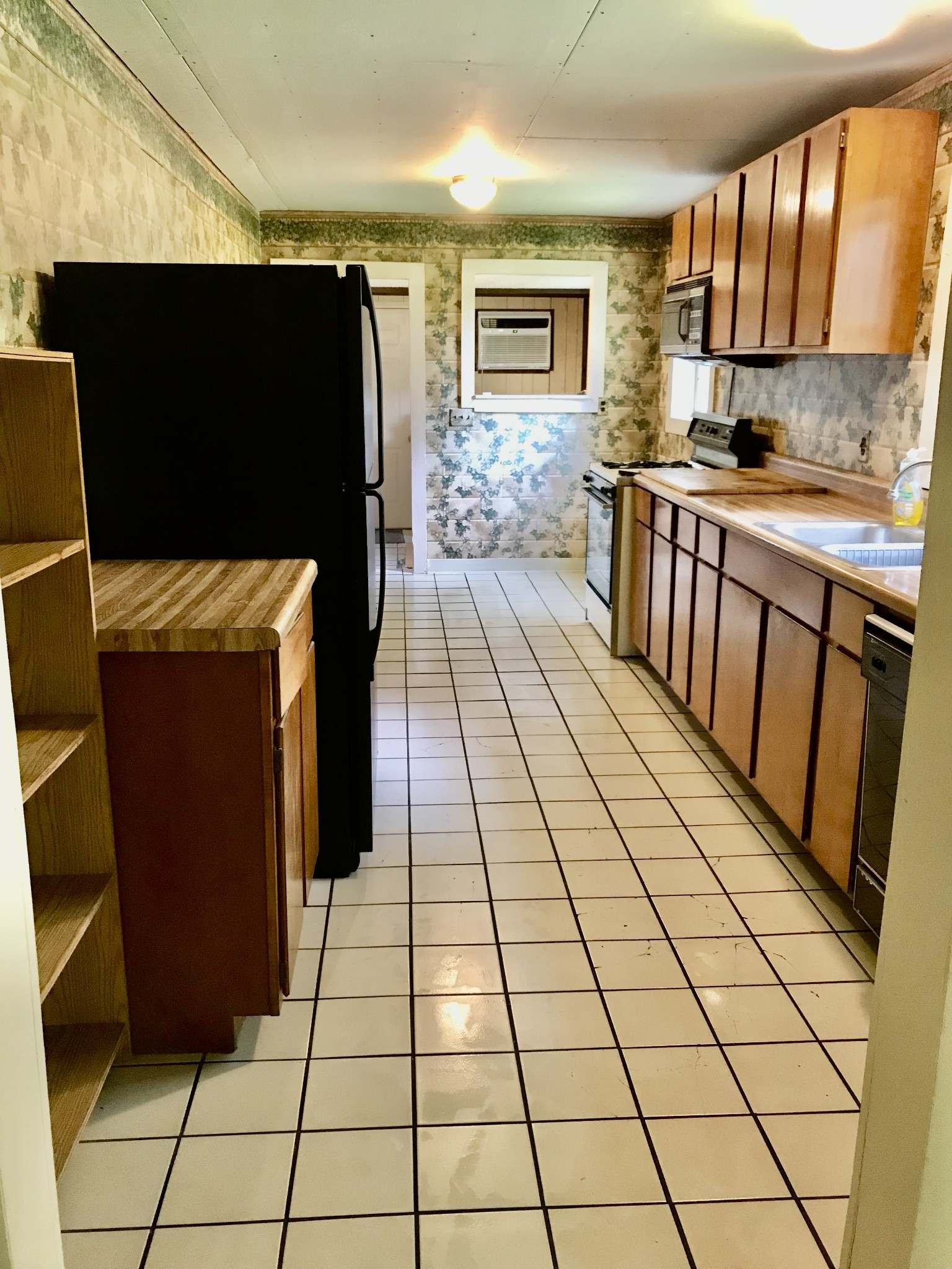 341 Woods Rd