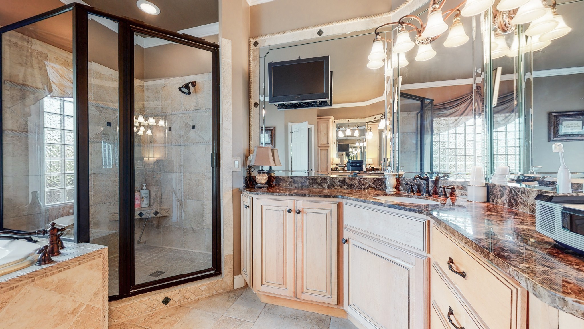 902 Briarwood Crst